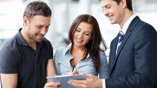 Seller and buyer in the showroom